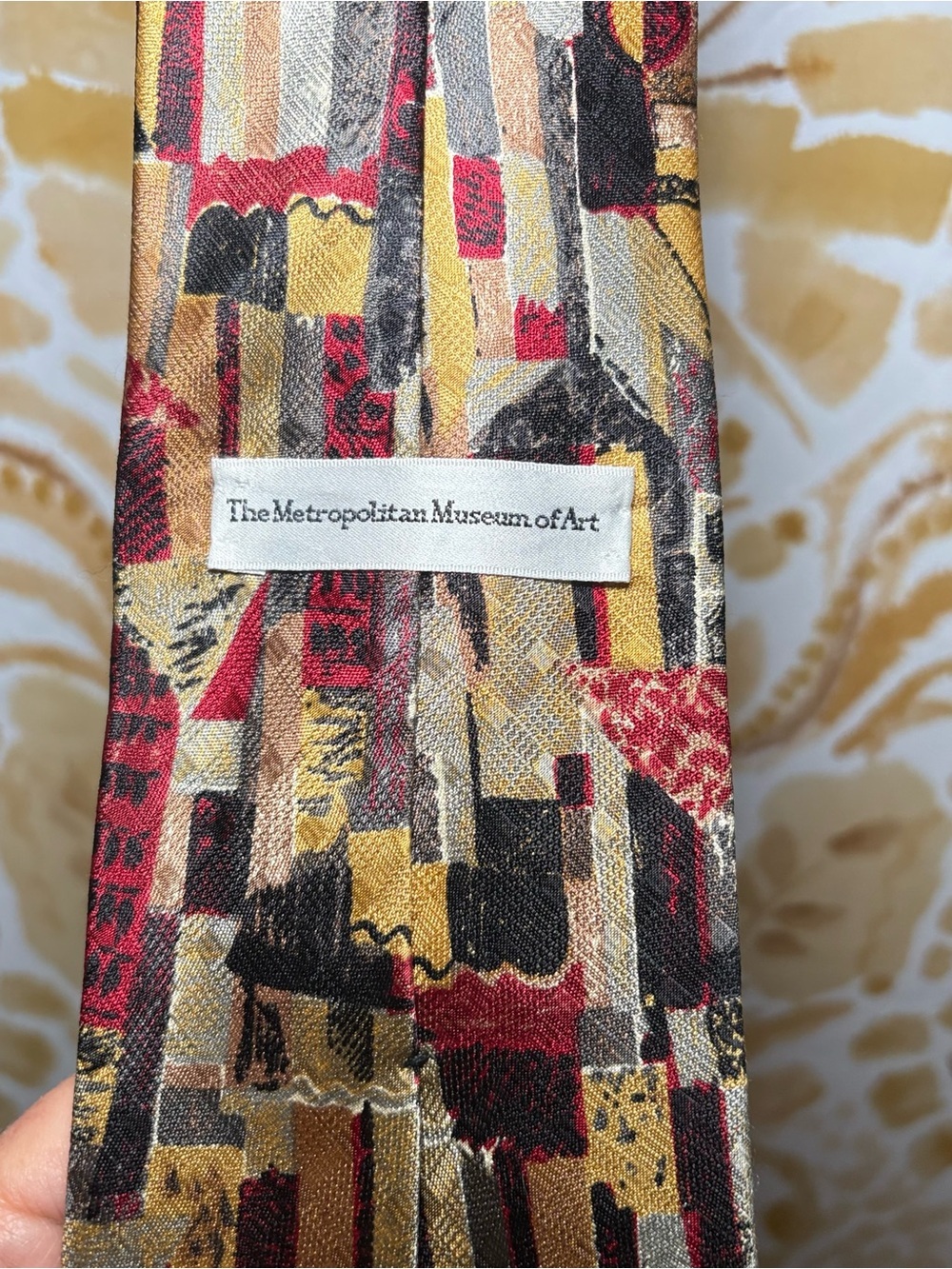 Metropolitan Museum of Art 100% Silk Tie | Imported Art Deco Geometric Necktie - Picture 3 of 5